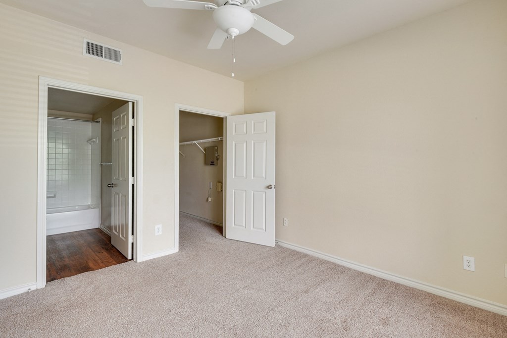 On The Green Apartments, 12007 N. Lamar Blvd., Austin, TX RentCafe